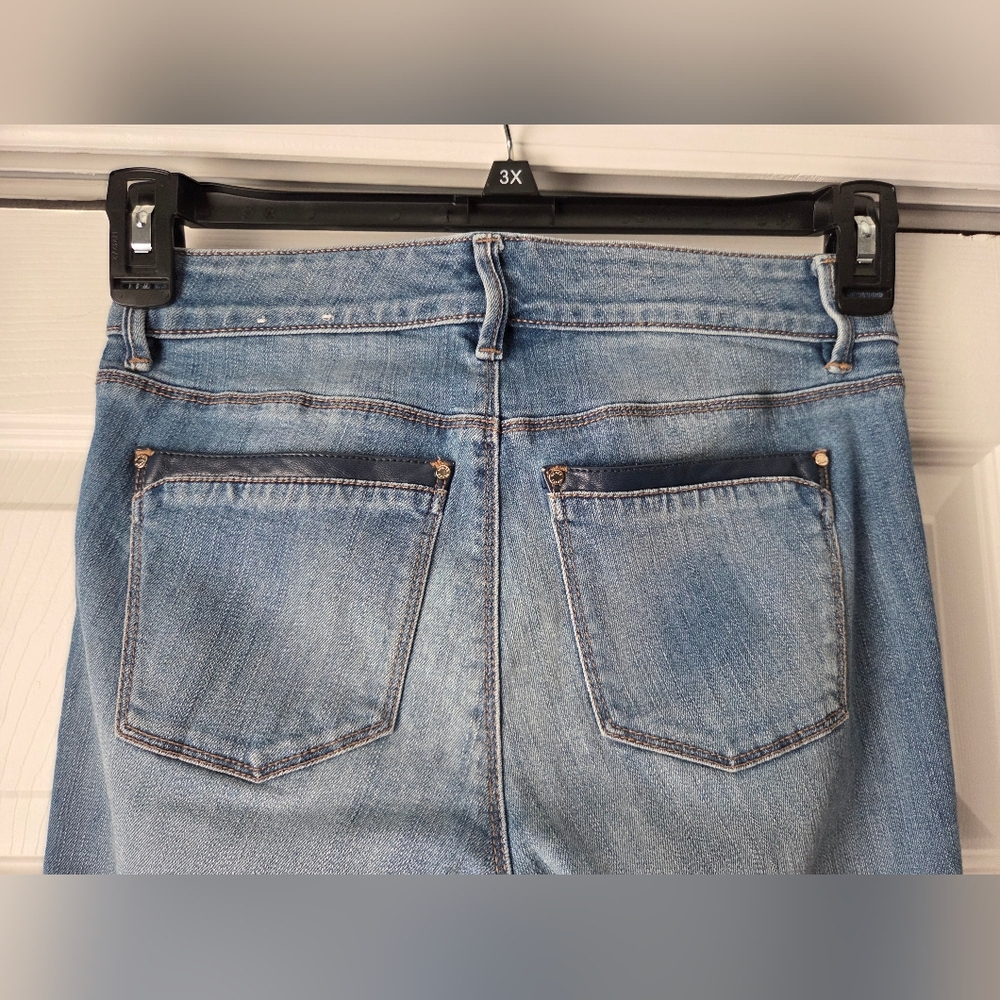 WHBM Light Blue Women's Slim Jeans With Faux Leather Trim Size 00 - Picture 11 of 16